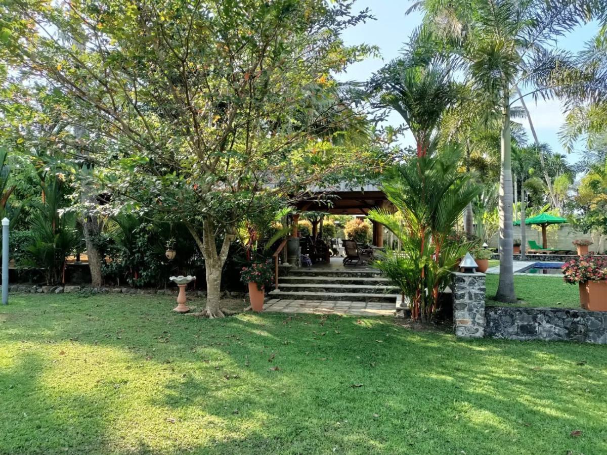 Avalon Village Resort Induruwa Esterno foto